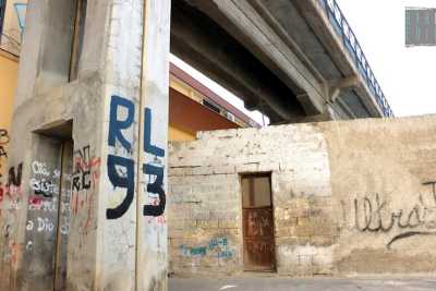 "Il Redentore": quella zona ai margini di Bari, l� dove le strade finiscono tra i binari